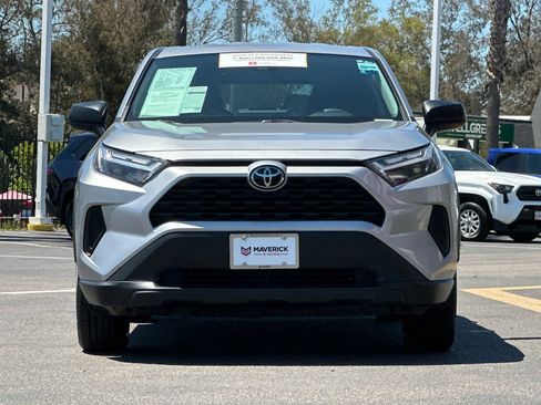 Used 2024 Toyota RAV4 LE AWD/4WD image 7
