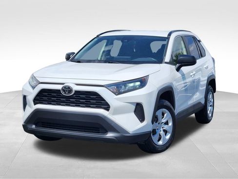 Used 2019 Toyota RAV4 LE w/ Carpet Mat Package FWD image 1