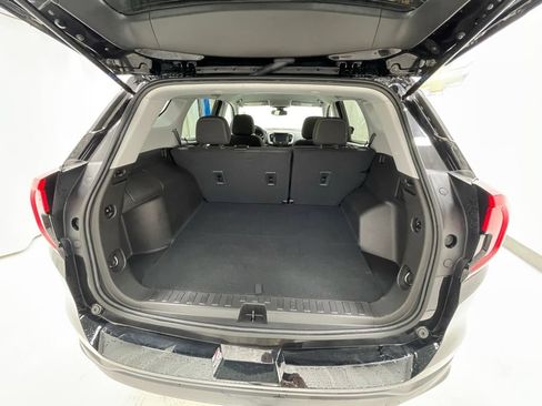 Used 2024 GMC Terrain SLE AWD/4WD image 6