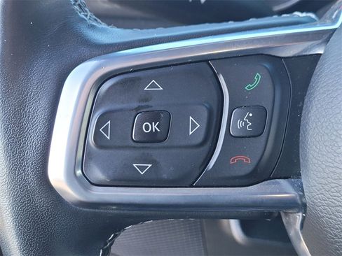 Used 2022 Jeep Wrangler Unlimited Sahara w/ Cold Weather Group image 27