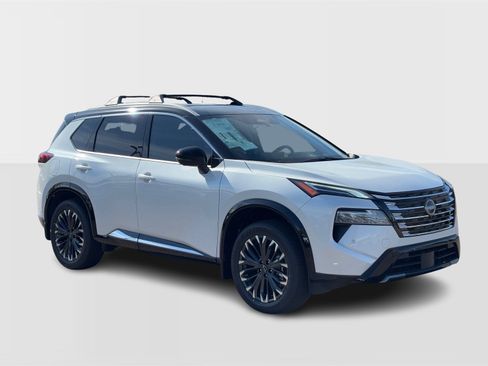 New 2026 Nissan Rogue Platinum image 9