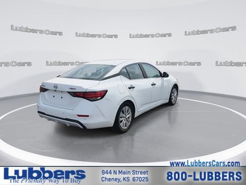 Used 2024 Nissan Sentra S FWD image 8
