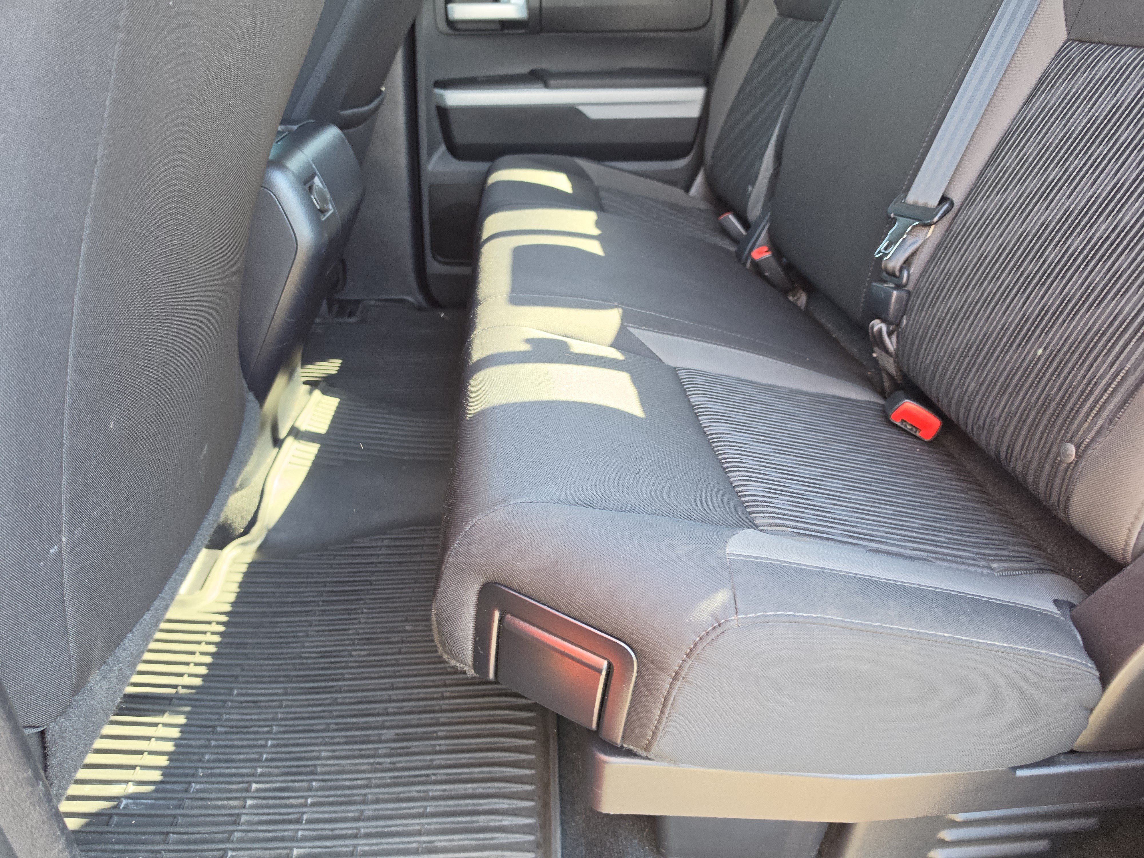 Used 2016 Toyota Tundra SR5 w/ TRD Off Road Package AWD/4WD image 10