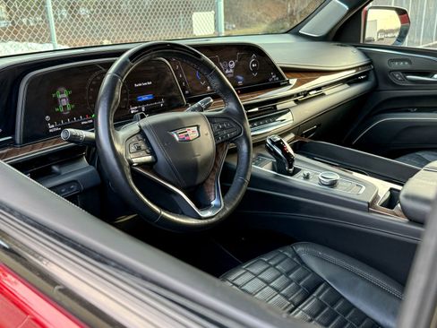 Certified 2023 Cadillac Escalade Sport Platinum image 12