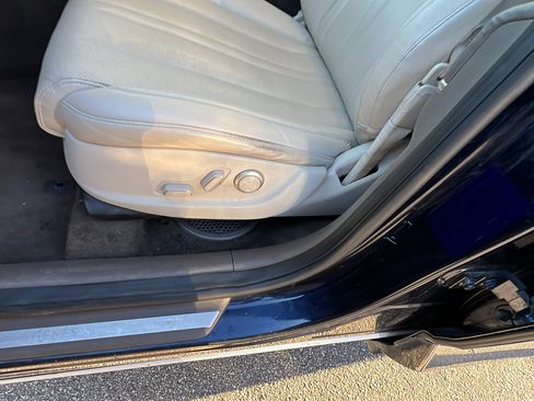 Used 2024 Genesis GV80 2.5T image 17