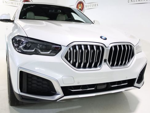 Used 2022 BMW X6 xDrive40i AWD/4WD image 27
