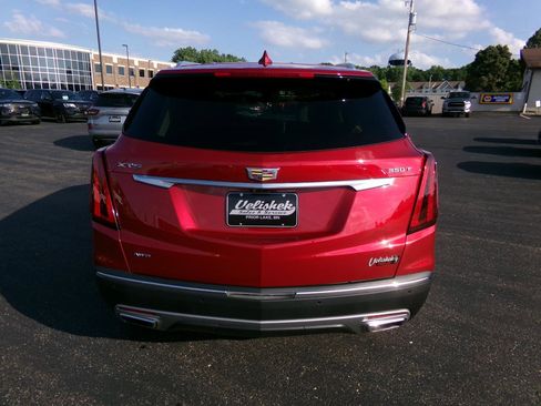 Used 2020 Cadillac XT5 Premium Luxury AWD/4WD image 4