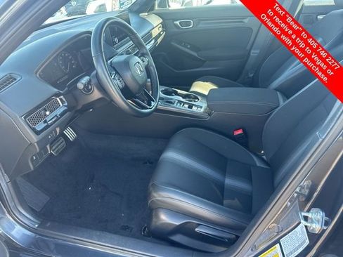 Used 2025 Honda Civic Sport image 15