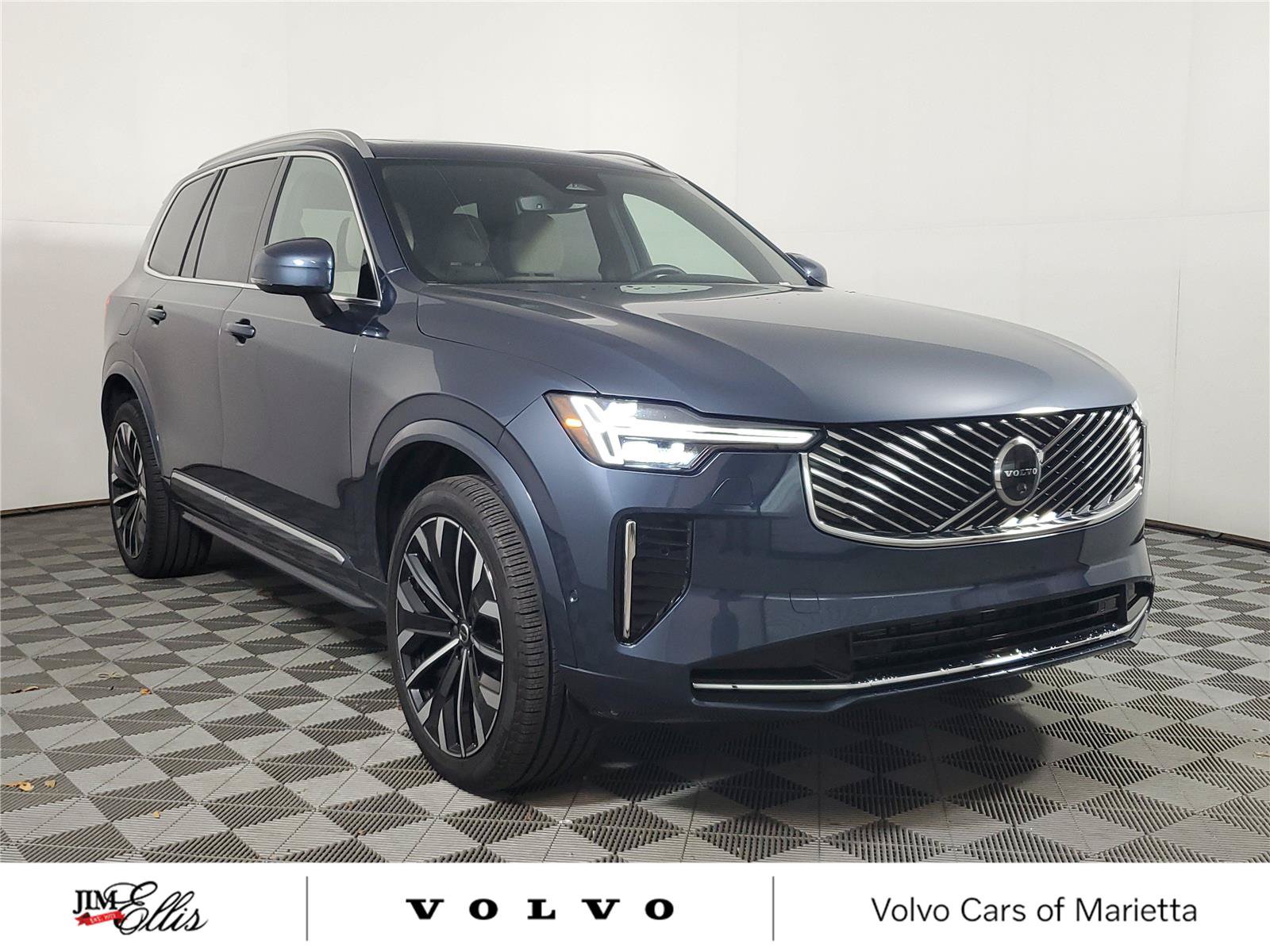 Certified 2026 Volvo XC90 B6 Plus AWD/4WD image 1