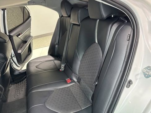 Used 2022 Toyota Camry XSE image 25