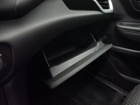 Used 2024 GMC Terrain SLE w/ Driver Convenience Package AWD/4WD image 28