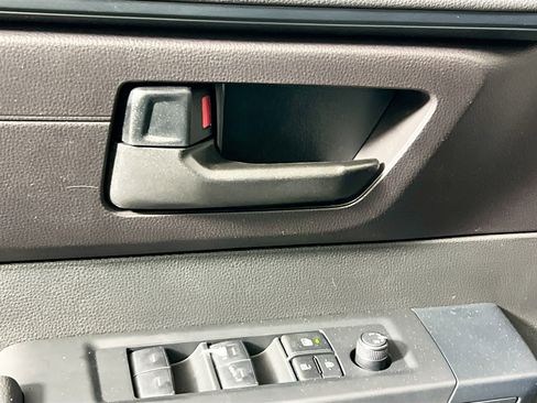 New 2026 Toyota Tundra SR image 16