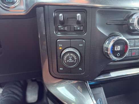 Used 2021 Ford F150 Lariat w/ Equipment Group 502A High AWD/4WD image 33