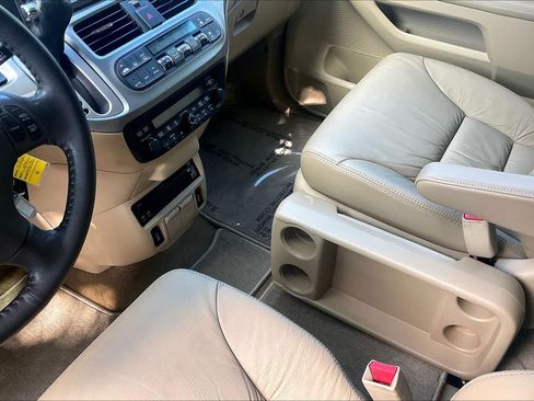 Used 2008 Honda Odyssey EX-L image 16