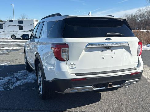 Used 2020 Ford Explorer XLT w/ Equipment Group 202A image 11