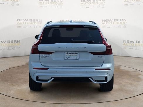 New 2026 Volvo XC60 T8 Ultra w/ Protection Package Premier AWD/4WD image 4