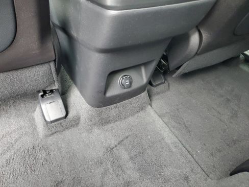 New 2025 Kia Telluride S image 12