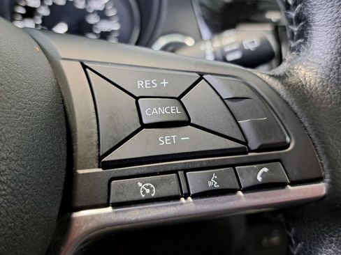 Used 2020 Nissan Rogue Sport SV w/ All-Weather Package image 11