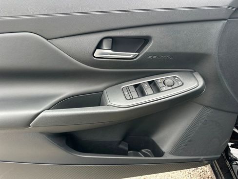 Used 2026 Nissan Sentra SV w/ Floor Mat Package FWD image 15