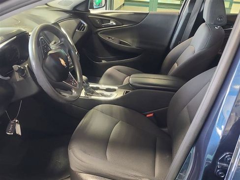 Used 2021 Chevrolet Malibu LT FWD image 6