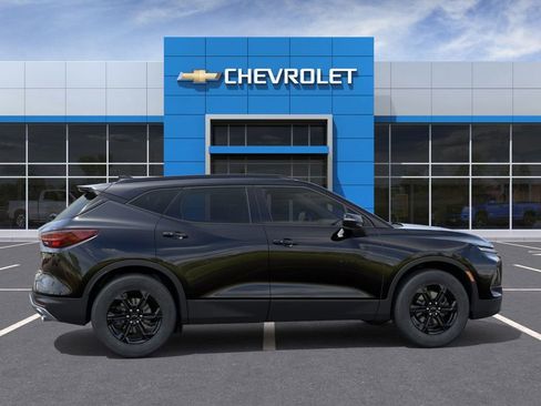 New 2026 Chevrolet Blazer LT w/ Sound & Technology Package AWD/4WD image 5