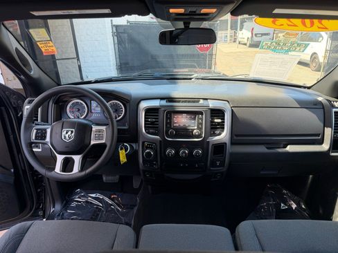 Used 2023 RAM 1500 Warlock AWD/4WD image 14