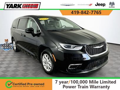 Certified 2024 Chrysler Pacifica Touring-L