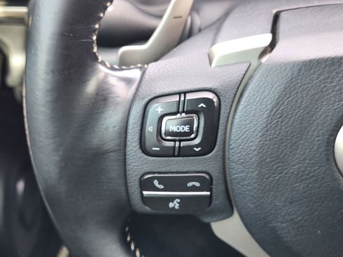 Used 2017 Lexus IS 200t image 35