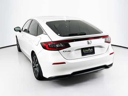 Used 2024 Honda Civic EX-L image 5