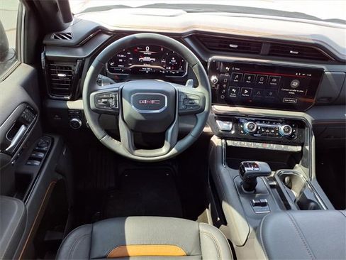 Used 2024 GMC Sierra 1500 AT4 w/ AT4 Premium Package image 3