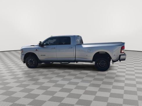 Used 2023 RAM 3500 Big Horn w/ Night Edition image 38