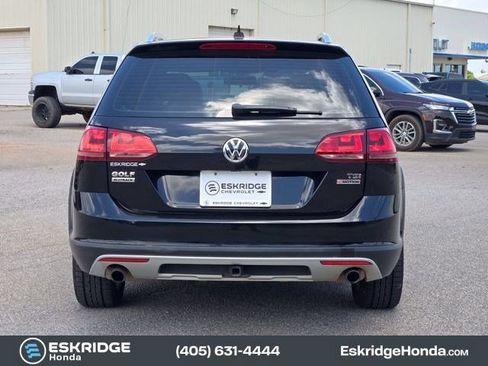 Used 2017 Volkswagen Golf Alltrack S AWD/4WD image 6