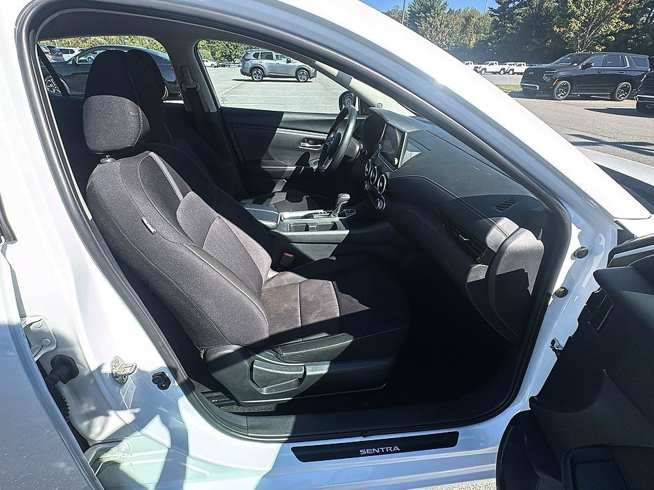 Certified 2025 Nissan Sentra SV FWD image 25