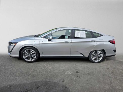 Used 2021 Honda Clarity Touring image 6