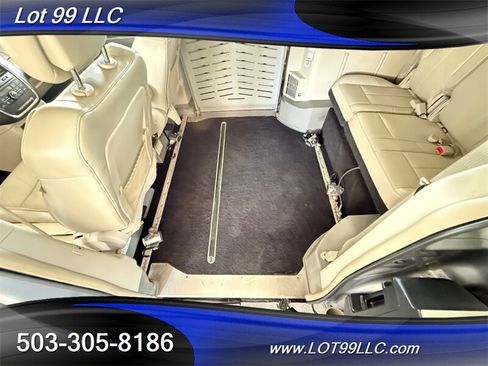 Used 2013 Chrysler Town & Country Limited w/ Luxury Group FWD image 47