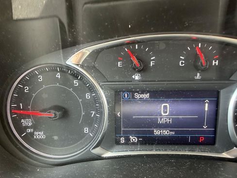 Used 2024 GMC Terrain SLE AWD/4WD image 11