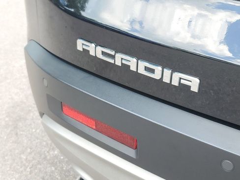 Used 2019 GMC Acadia SLT image 30