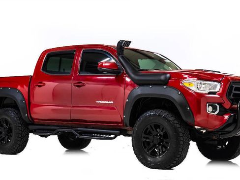 Used 2021 Toyota Tacoma SR AWD/4WD image 1