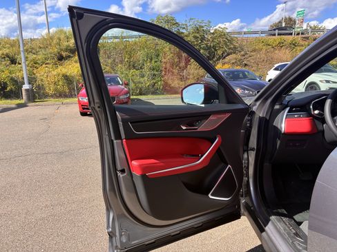 Used 2026 Jaguar F-PACE R-Dynamic S image 10