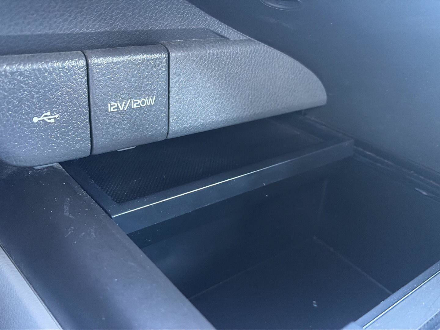 Used 2021 Toyota Camry LE FWD image 14