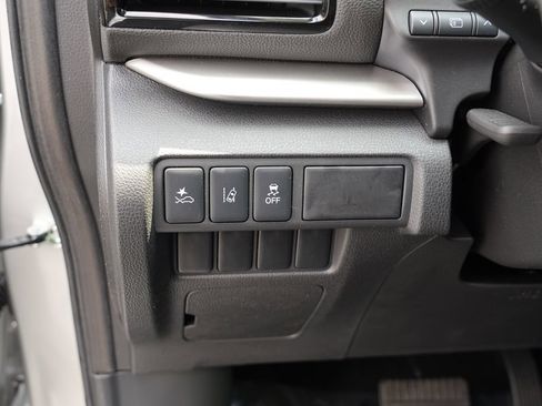 New 2026 Mitsubishi Eclipse Cross LE AWD/4WD image 17
