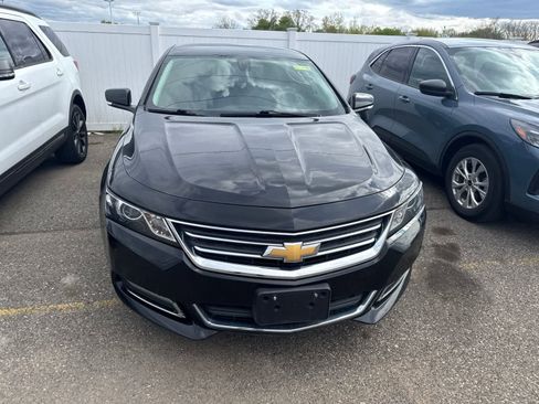 Used 2019 Chevrolet Impala LT FWD image 10