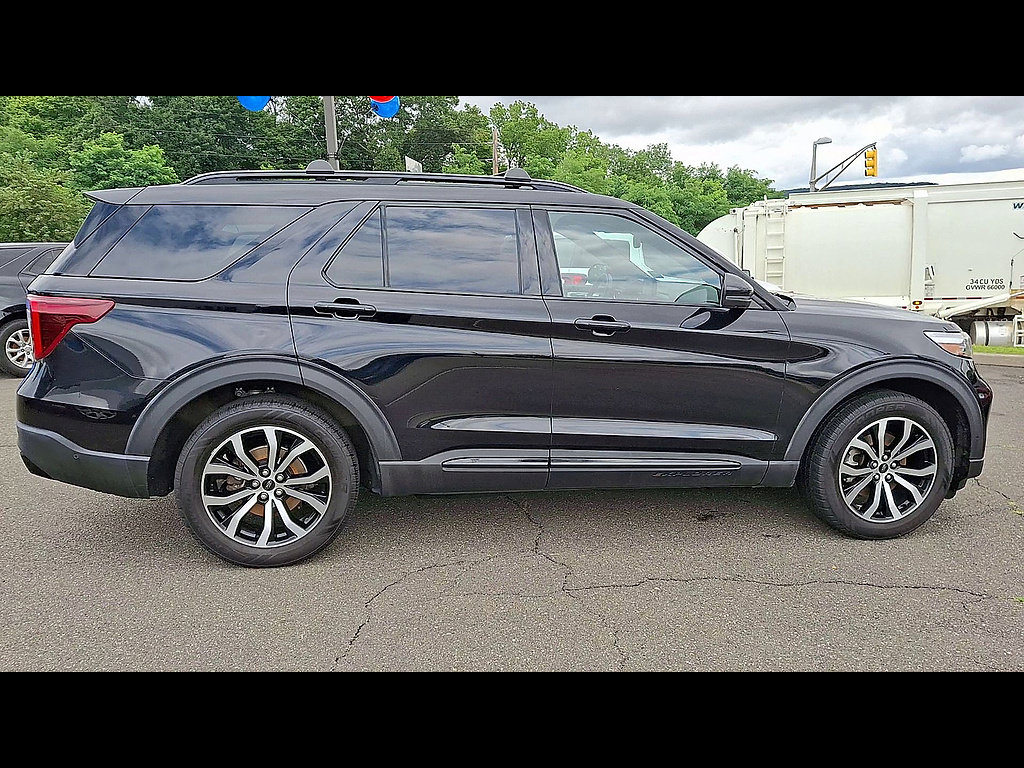 Used 2020 Ford Explorer ST w/ Premium Technology Package AWD/4WD image 9