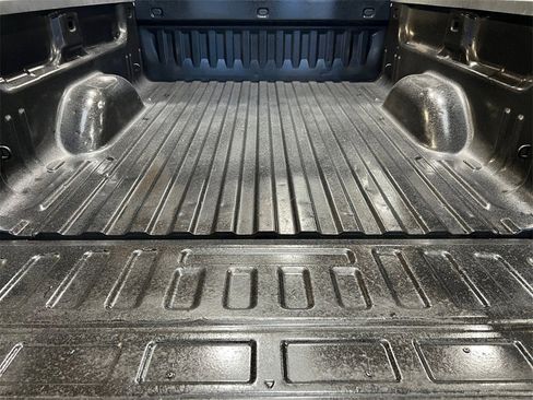 Used 2017 Chevrolet Silverado 1500 LT image 5