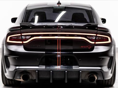 Used 2022 Dodge Charger SRT Hellcat RWD image 10