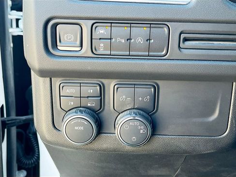 Used 2023 Chevrolet Suburban LS AWD/4WD image 10