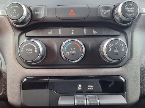Used 2023 RAM 1500 Big Horn AWD/4WD image 21