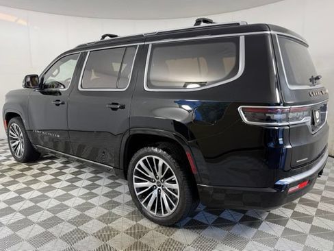Used 2022 Jeep Grand Wagoneer Series III w/ Rear Seat Video Group 1 AWD/4WD image 66