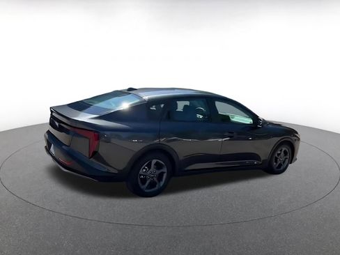 Used 2025 Kia K4 FWD image 12