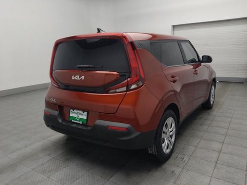 Used 2022 Kia Soul LX image 9